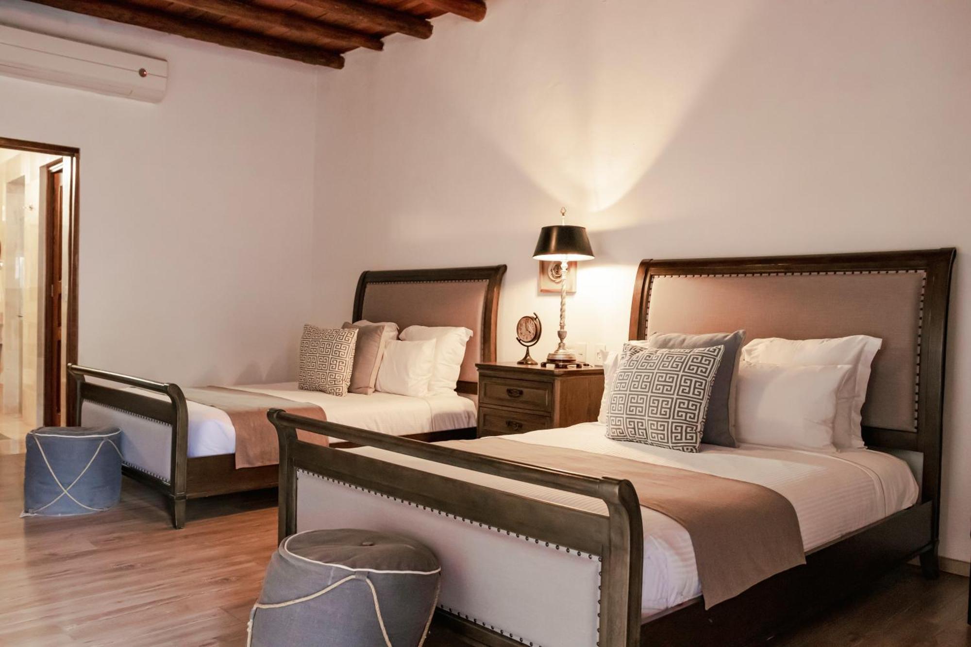 La Casona Del Banco Hotel Boutique Паррас-де-ла-Фуэнте Экстерьер фото